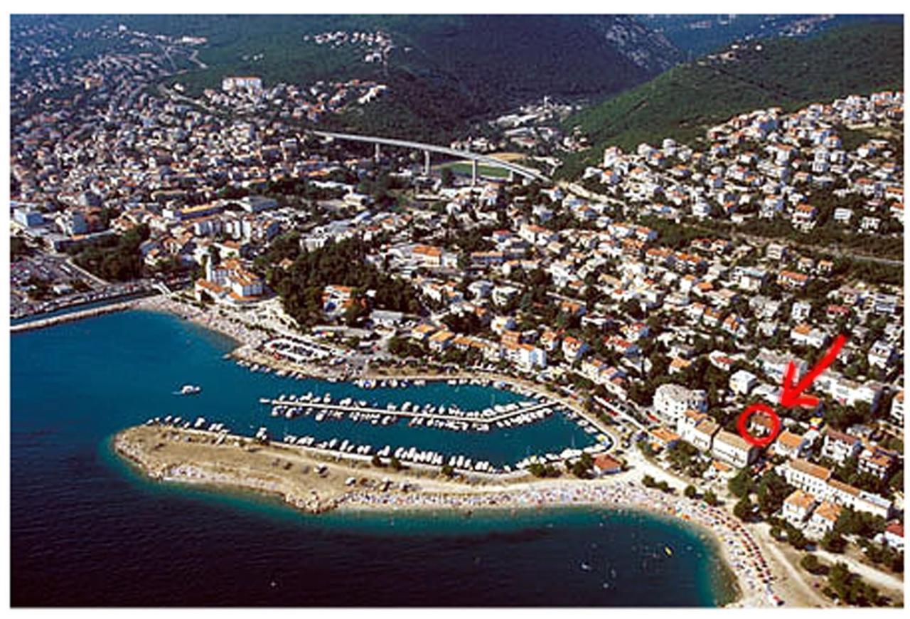Apartment Crikvenica Car Exteriör bild