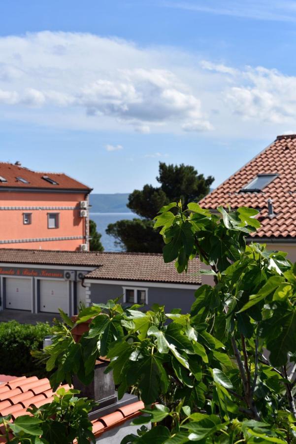Apartment Crikvenica Car Exteriör bild